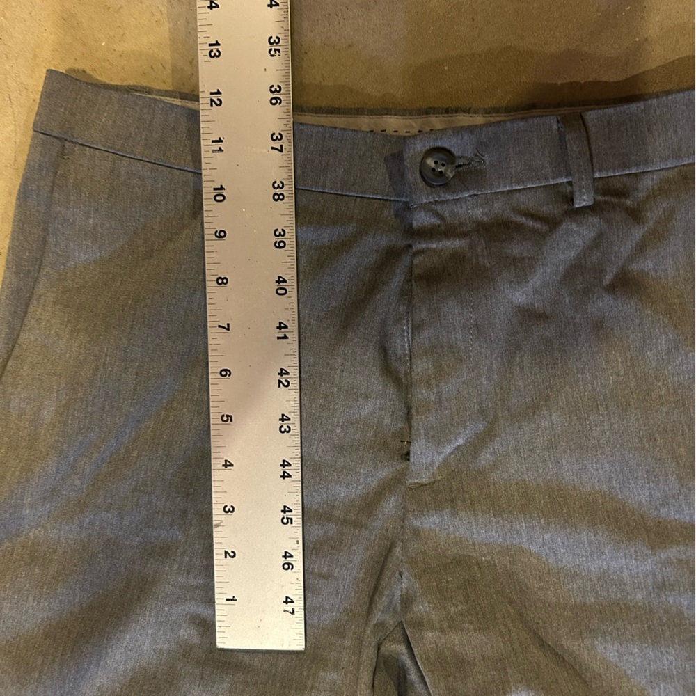 BOGO Haggar Straight Fit Premium Khakis 33x32 - Picture 5 of 7